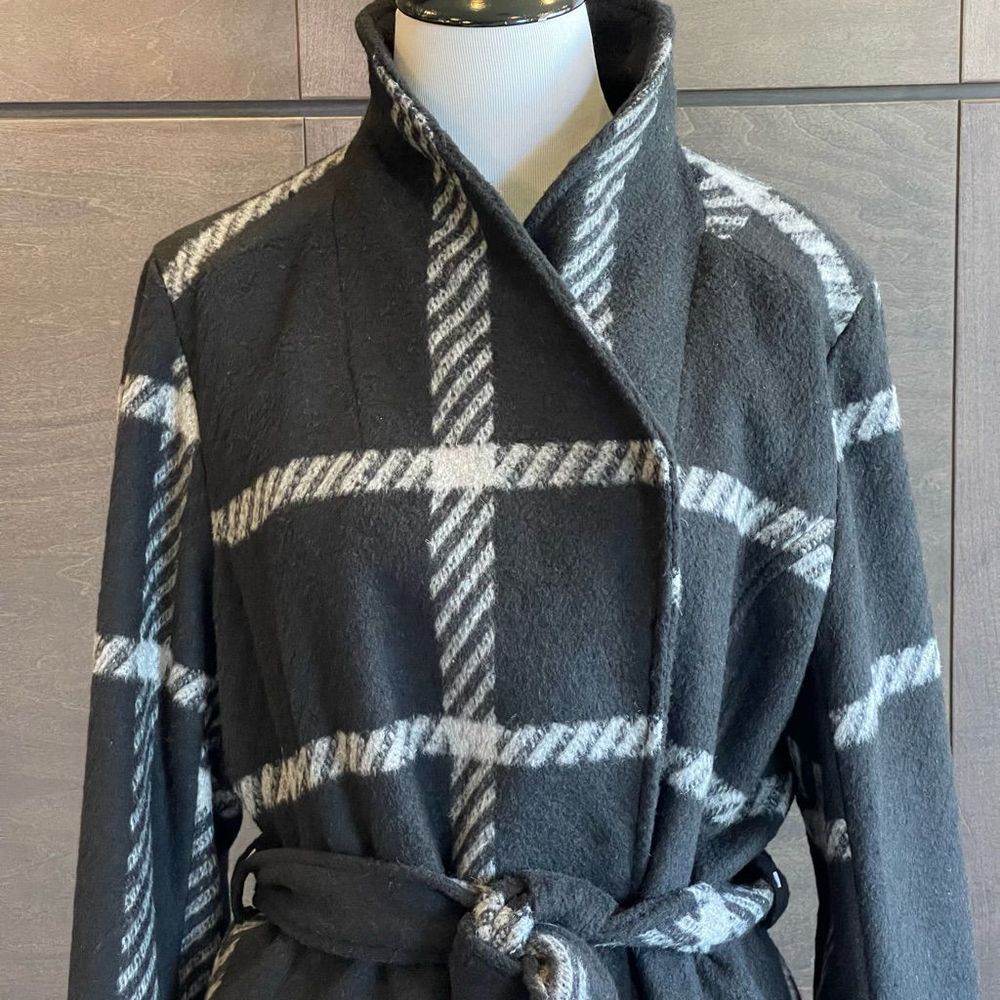 Mo-Ka by Santa Fe apparel belted wool trench coat size M